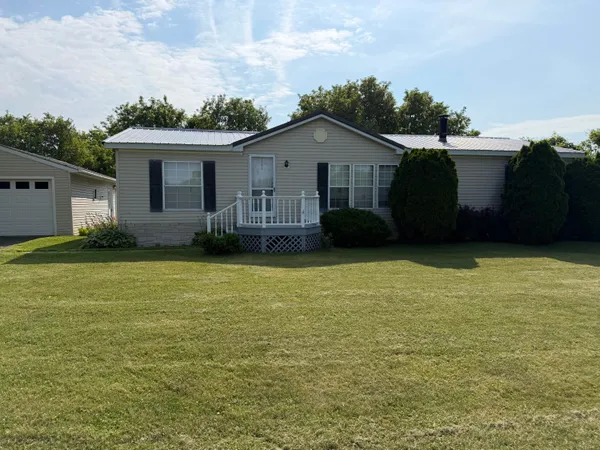 $199,900 | 14 East Street, Champlain, NY 12919