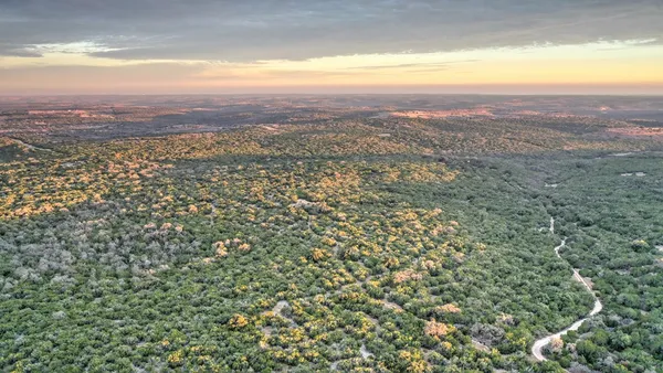 $1,499,000 | 438 Yellowstone Lane, Hunt, TX 78024