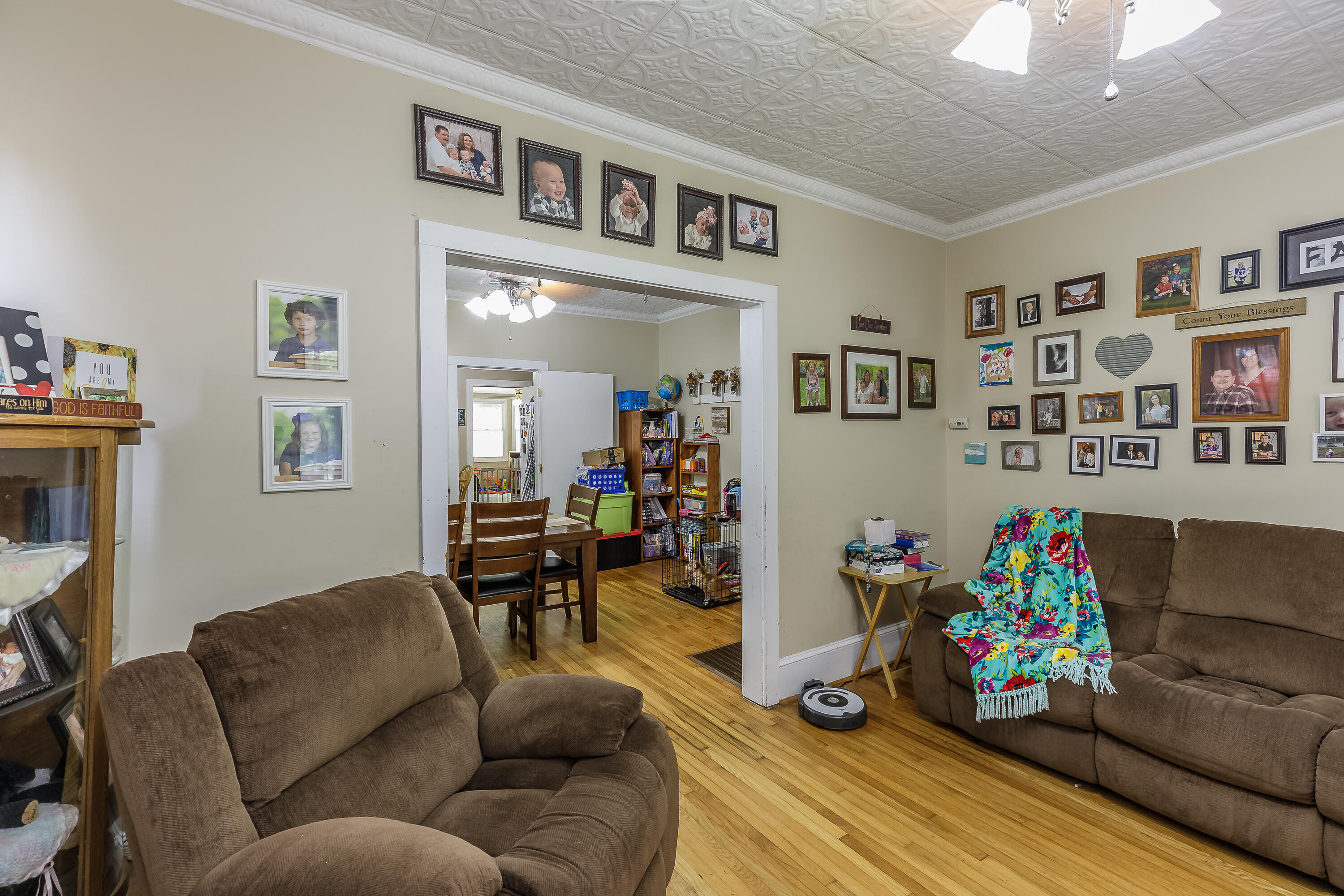 164 Mountain View Road Trion, GA 30753 - Photo 6 of 37 Living Room