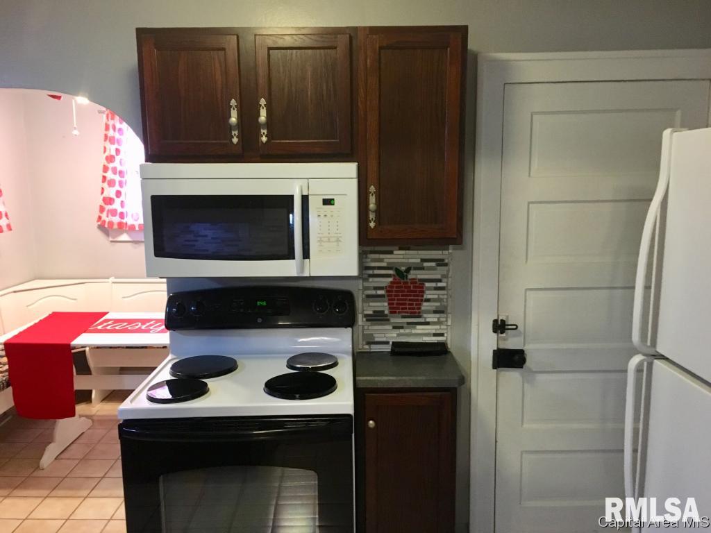 3217 South 3rd Street Springfield, IL 62703 - Photo 3 of 14