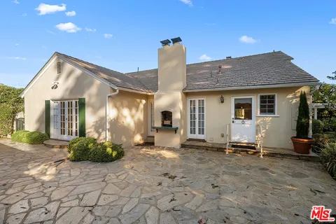 $5,995,000 | 501 Ocampo Drive, Pacific Palisades, CA 90272