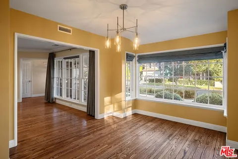 $5,995,000 | 501 Ocampo Drive, Pacific Palisades, CA 90272