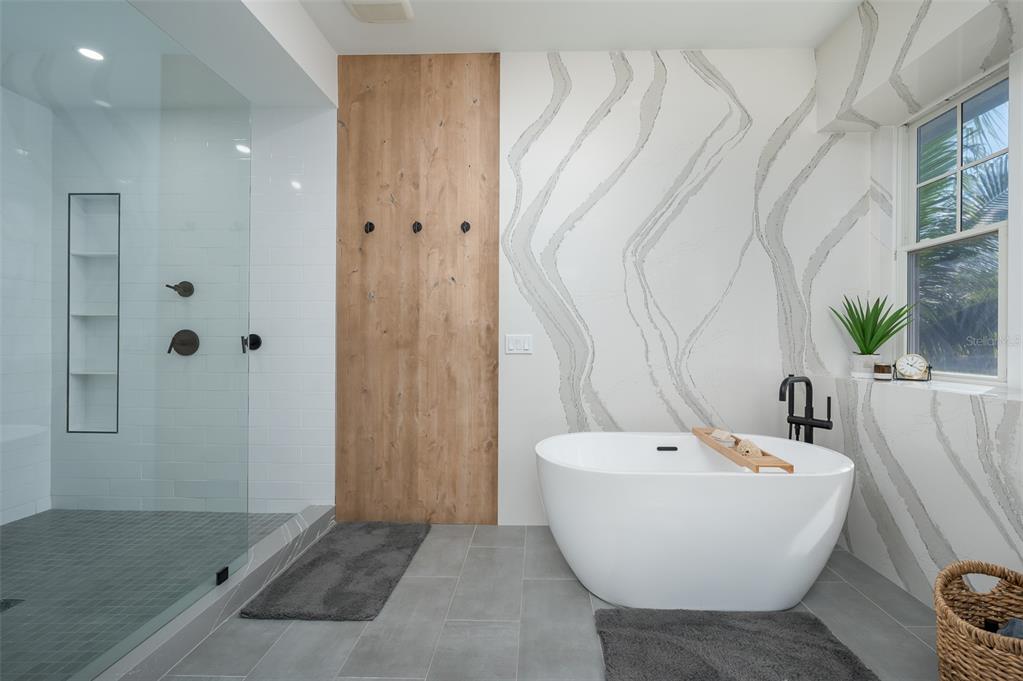 526 56th Street Holmes Beach, FL 34217 - Photo 37 of 99