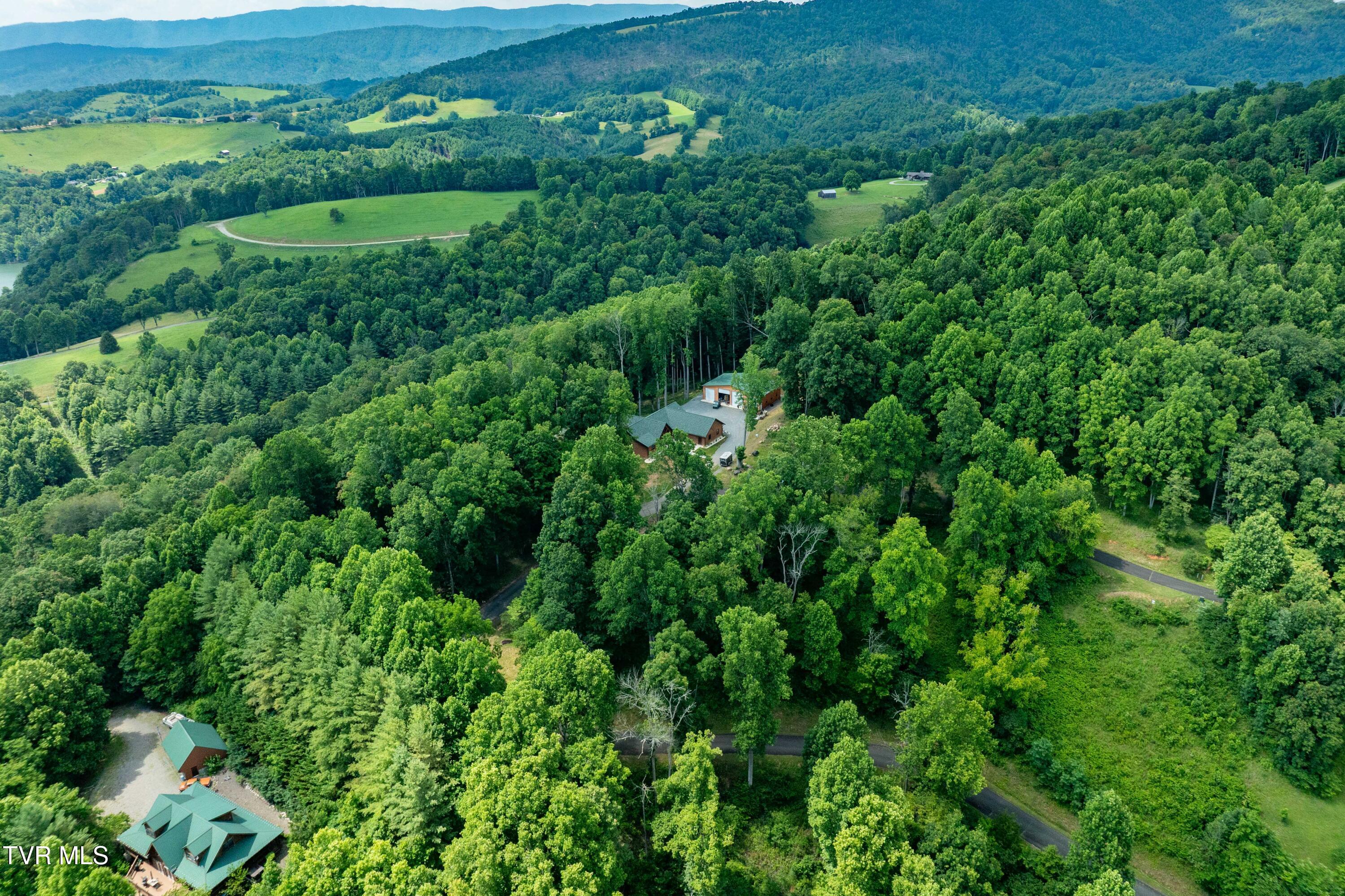 Lot 18 Lake Ridge Road, Unit 18 Butler, TN 37640 - Photo 4 of 27 Lot 18 (4 of 26)