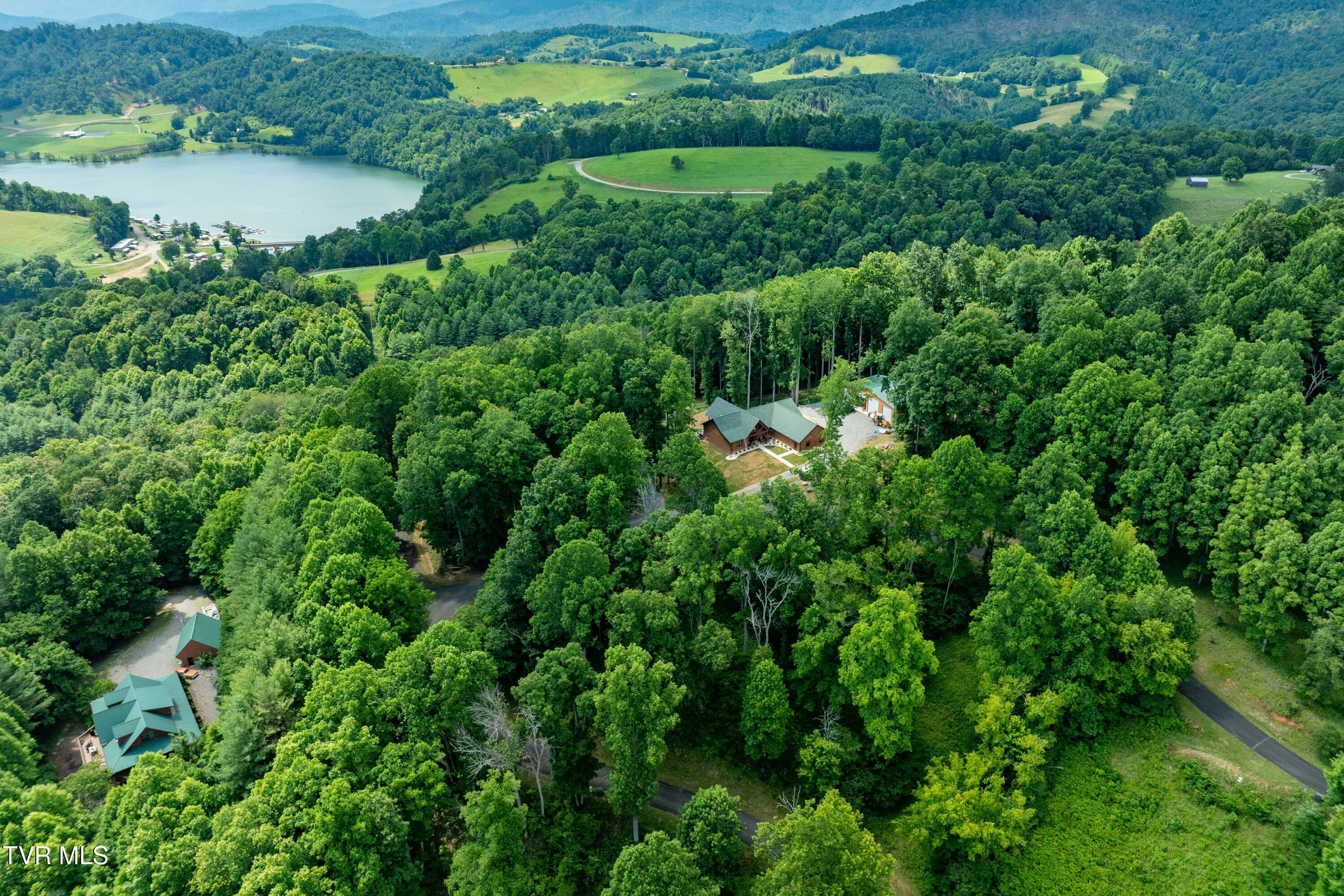 Lot 18 Lake Ridge Road, Unit 18 Butler, TN 37640 - Photo 6 of 27 Lot 18 (6 of 26)