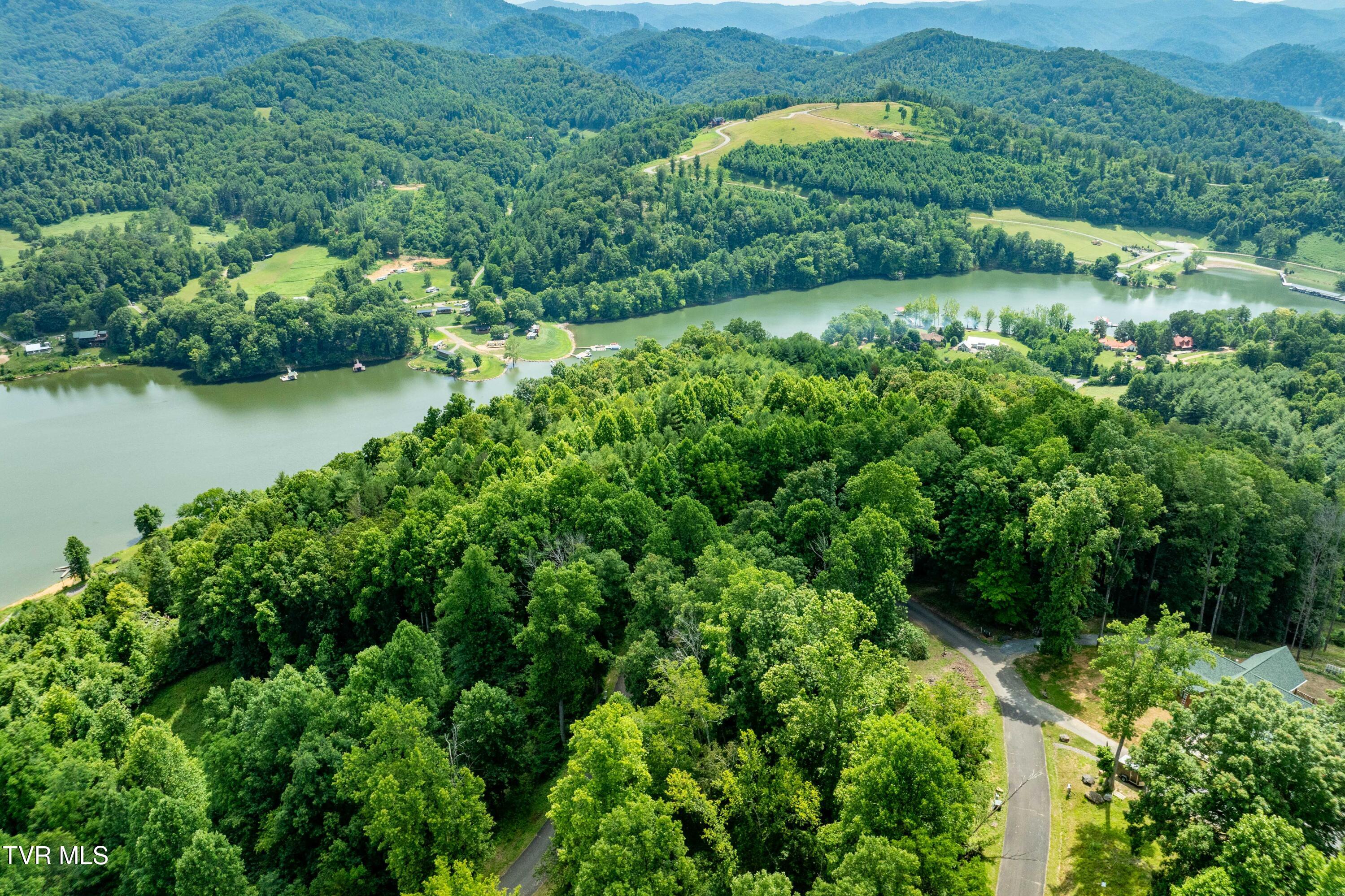 Lot 18 Lake Ridge Road, Unit 18 Butler, TN 37640 - Photo 10 of 27 Lot 18 (10 of 26)