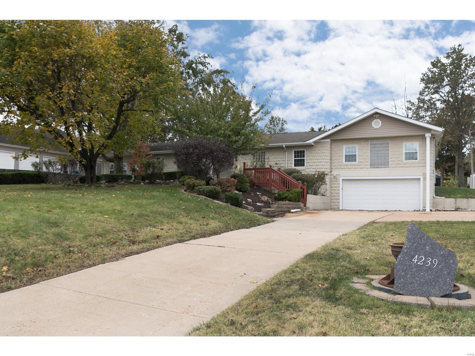 4239 Von Talge Road St. Louis, MO 63128 - Photo 1 of 34 Gallery Image 1