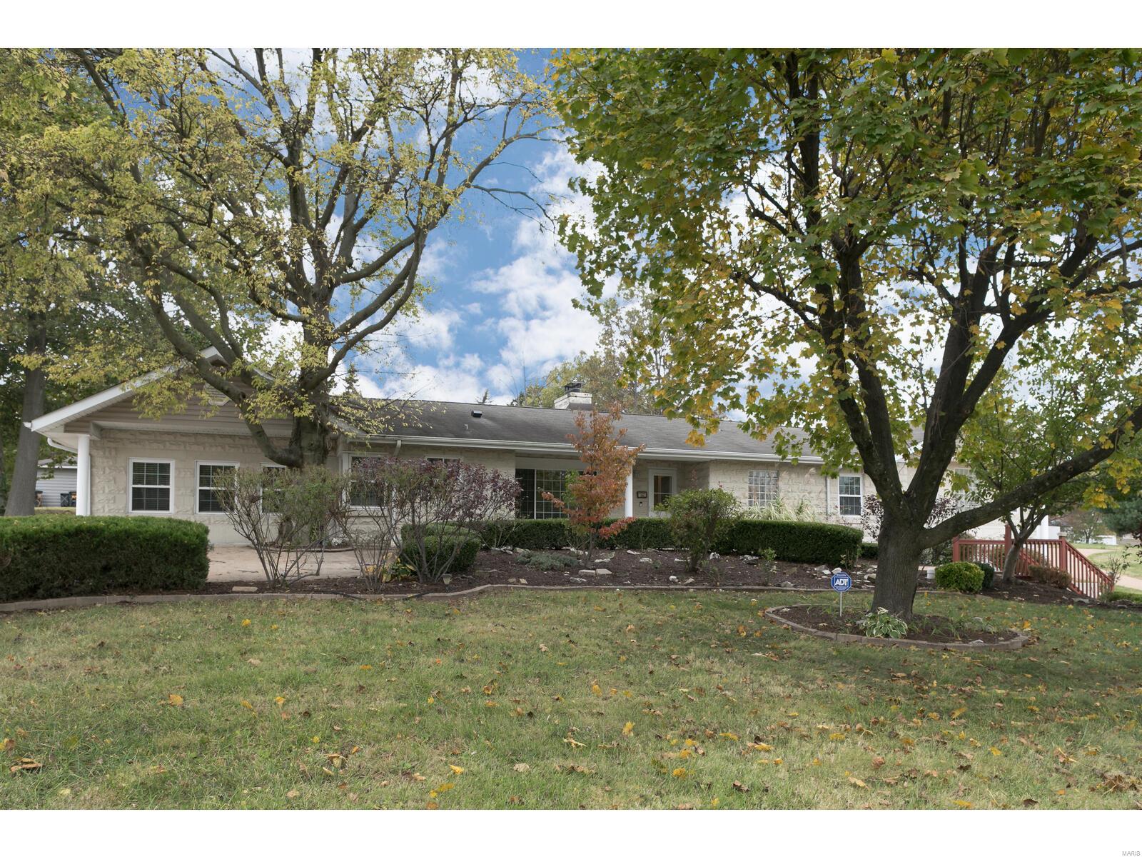4239 Von Talge Road St. Louis, MO 63128 - Photo 2 of 34 Gallery Image 2