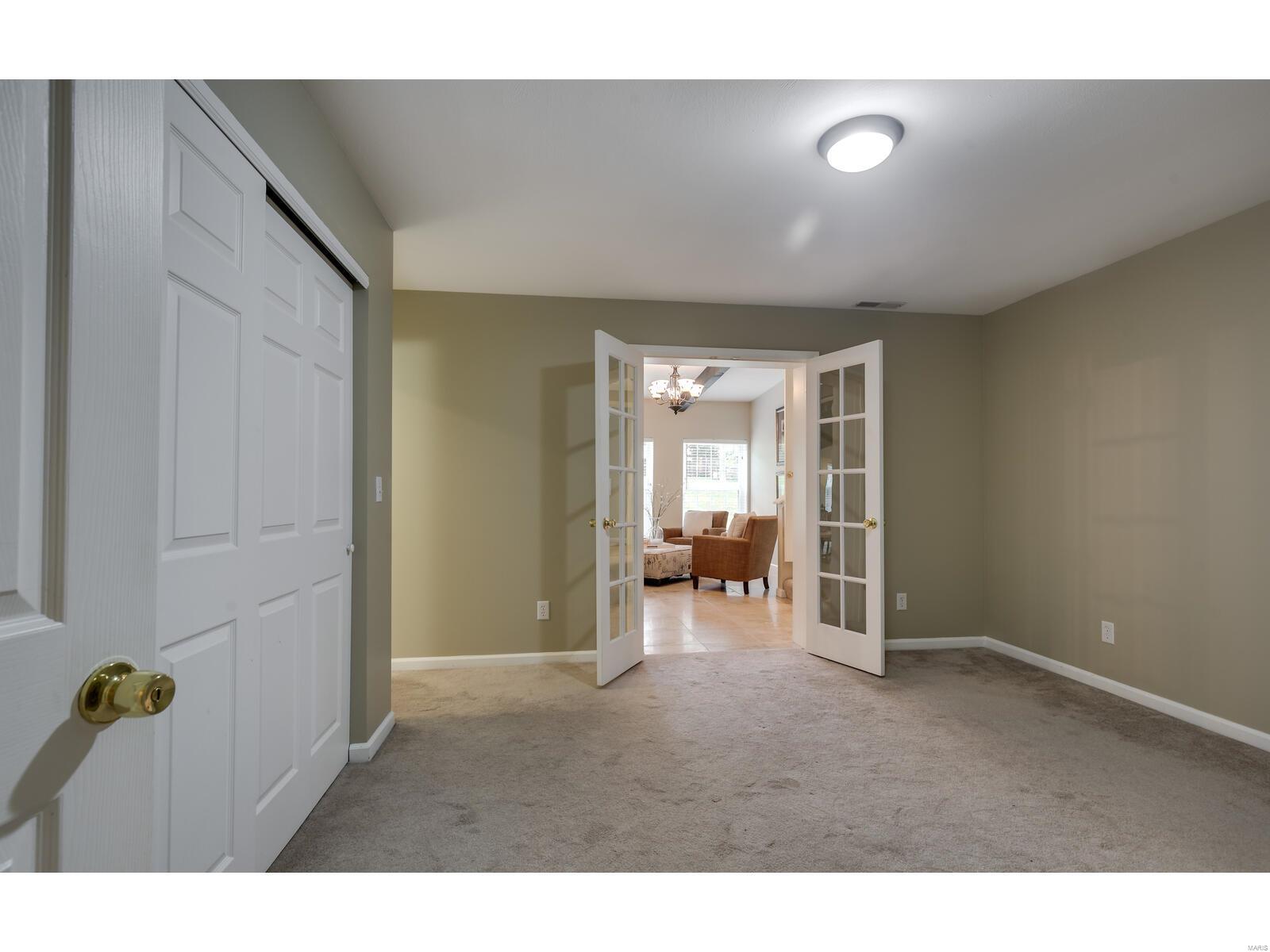 4239 Von Talge Road St. Louis, MO 63128 - Photo 30 of 34 Gallery Image 30