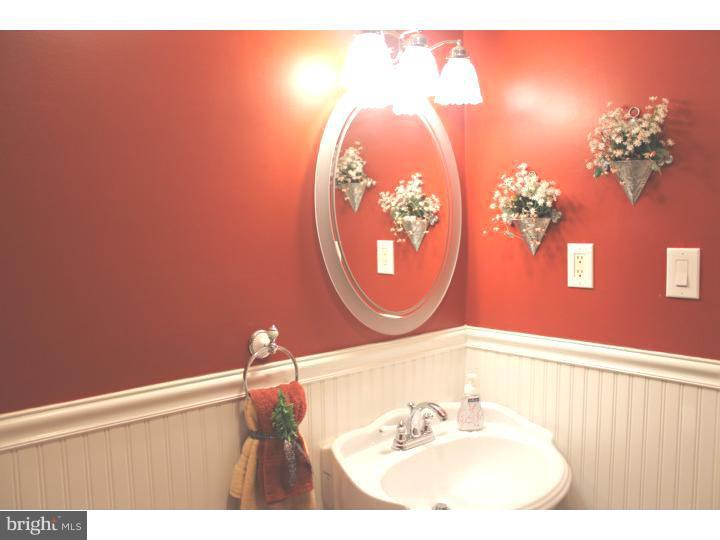4 Hill Road Burlington, NJ 08016 - Photo 18 of 22 Half Bath