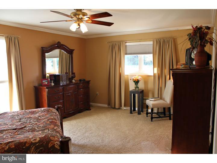 4 Hill Road Burlington, NJ 08016 - Photo 21 of 22 Master Bedroom