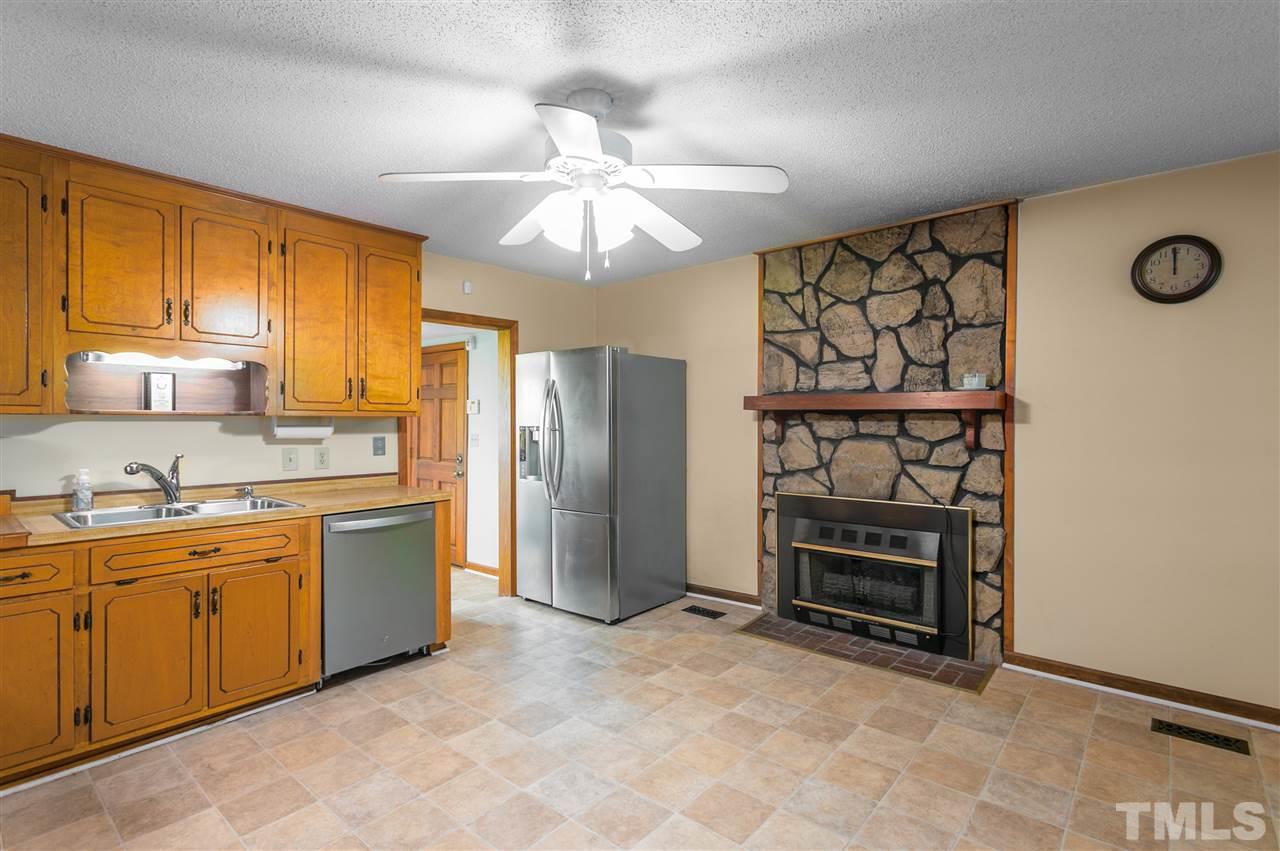 856 Old Sanders Road Smithfield, NC 27577 - Photo 14 of 27 Gallery Image 14