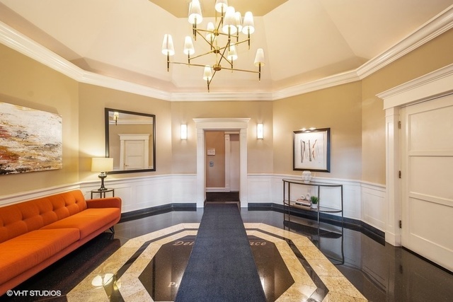 33 West Delaware Place, Unit 9H Chicago, IL 60610 - Photo 3 of 14