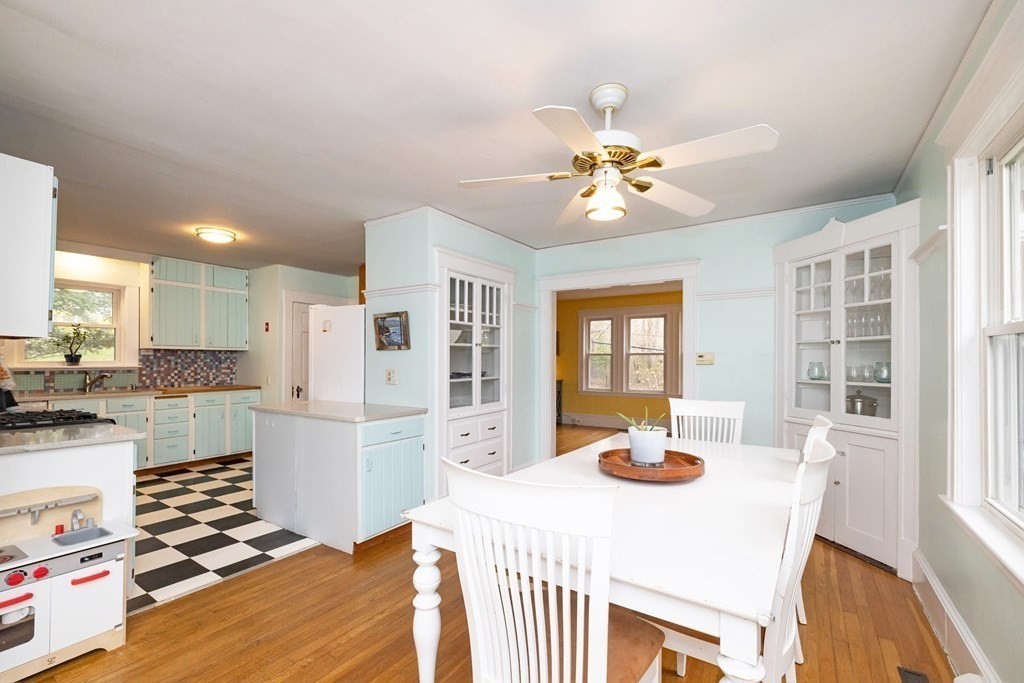 187 Beaver Dam Road Scituate, MA 02066 - Photo 6 of 31 Gallery Image 6