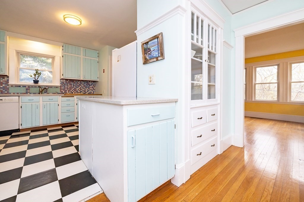 187 Beaver Dam Road Scituate, MA 02066 - Photo 10 of 31 Gallery Image 10