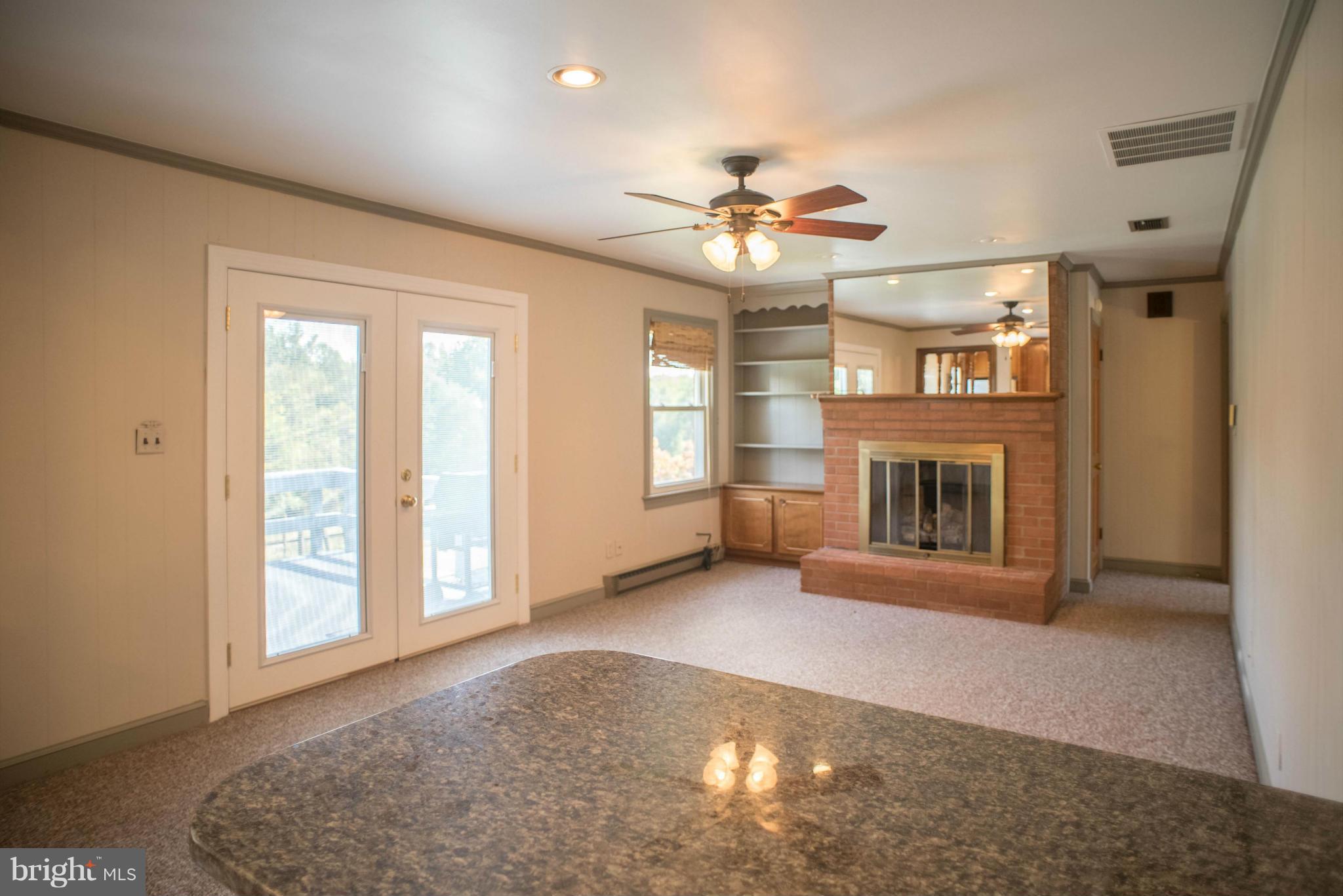 190 Round Hill Road Boston, VA 22713 - Photo 22 of 29 Upper level Family Room