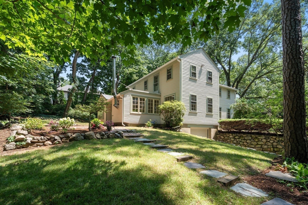 41 Locust Avenue Lexington, MA 02421 - Photo 28 of 34