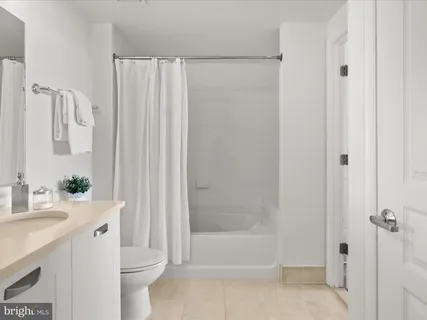 $319,900 | 2451 Midtown Avenue, Unit 921, Alexandria, VA 22303