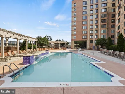 $319,900 | 2451 Midtown Avenue, Unit 921, Alexandria, VA 22303