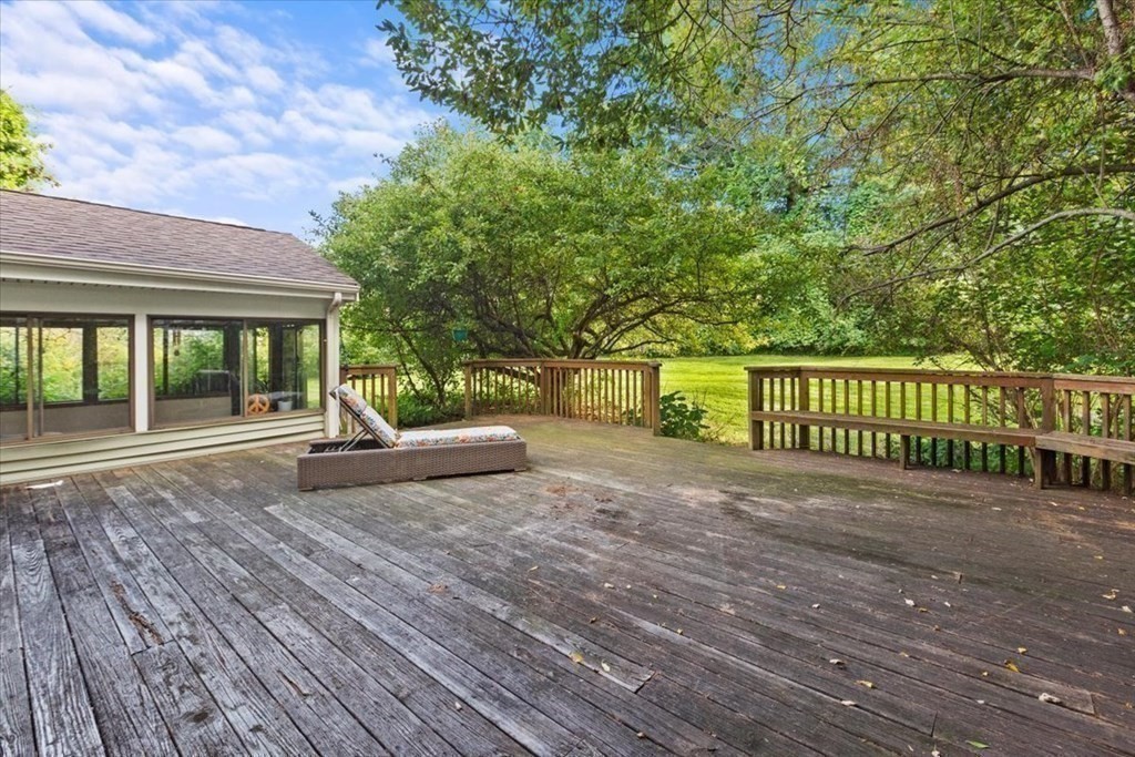 30 Mohawk Street Danvers, MA 01923 - Photo 28 of 36