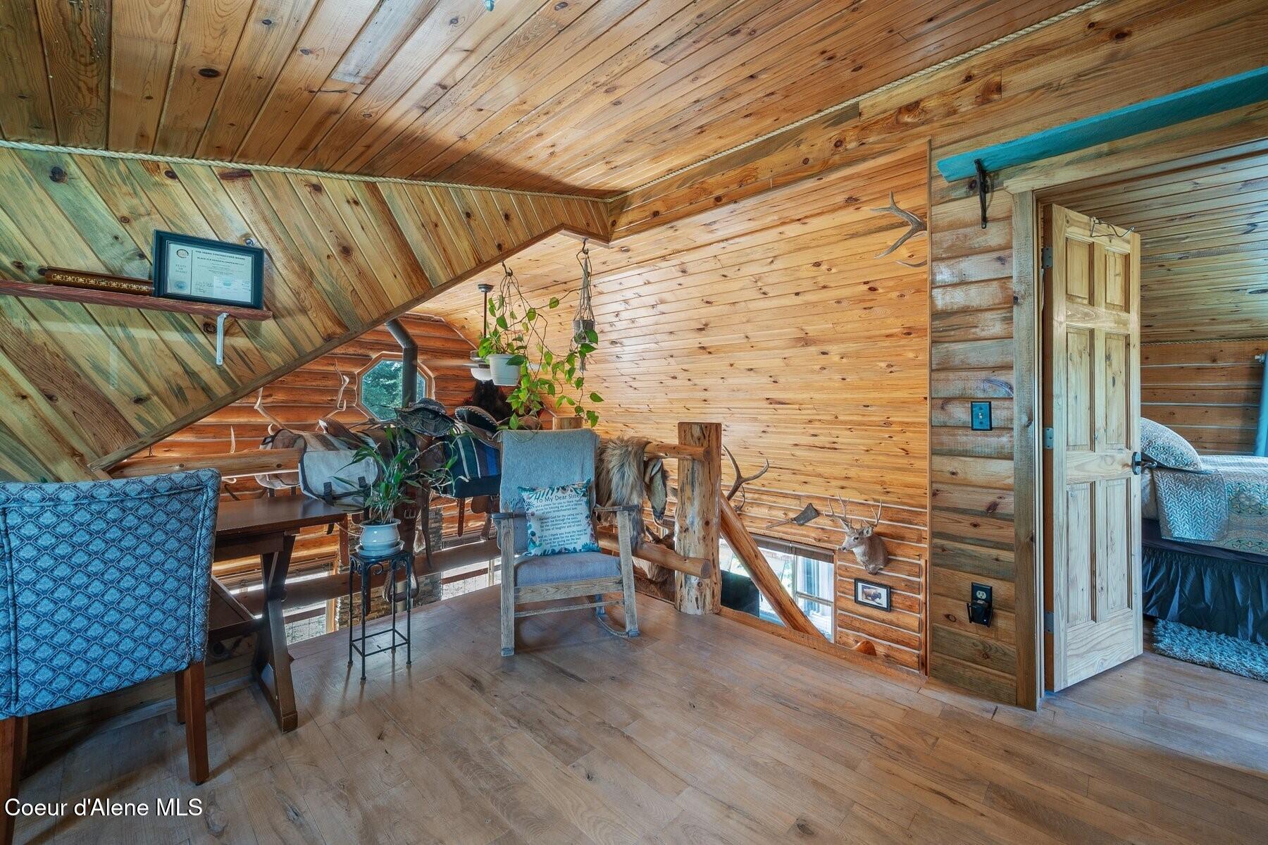 124 Brown Creek Road Naples, ID 83847 - Photo 15 of 65 Lofted Office Area