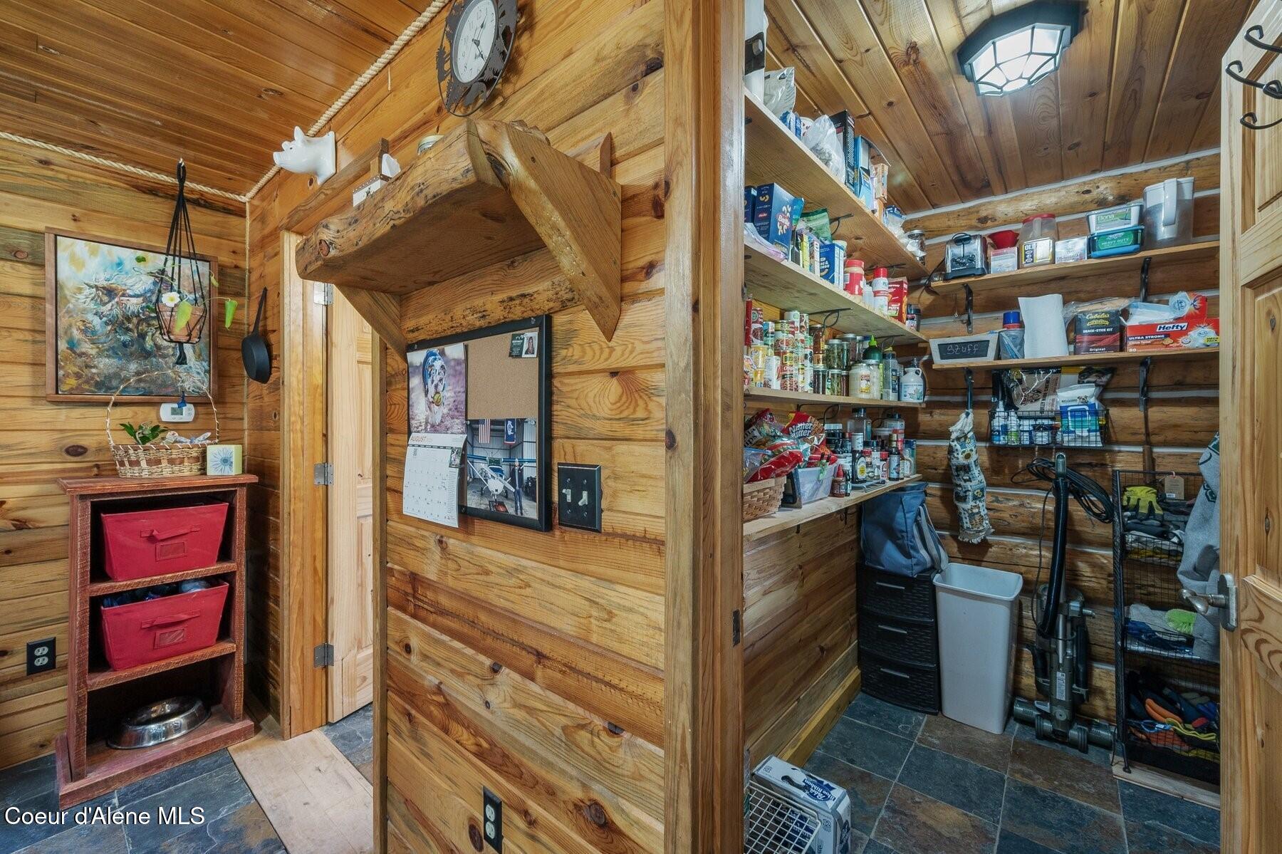 124 Brown Creek Road Naples, ID 83847 - Photo 10 of 65 Walk In Pantry