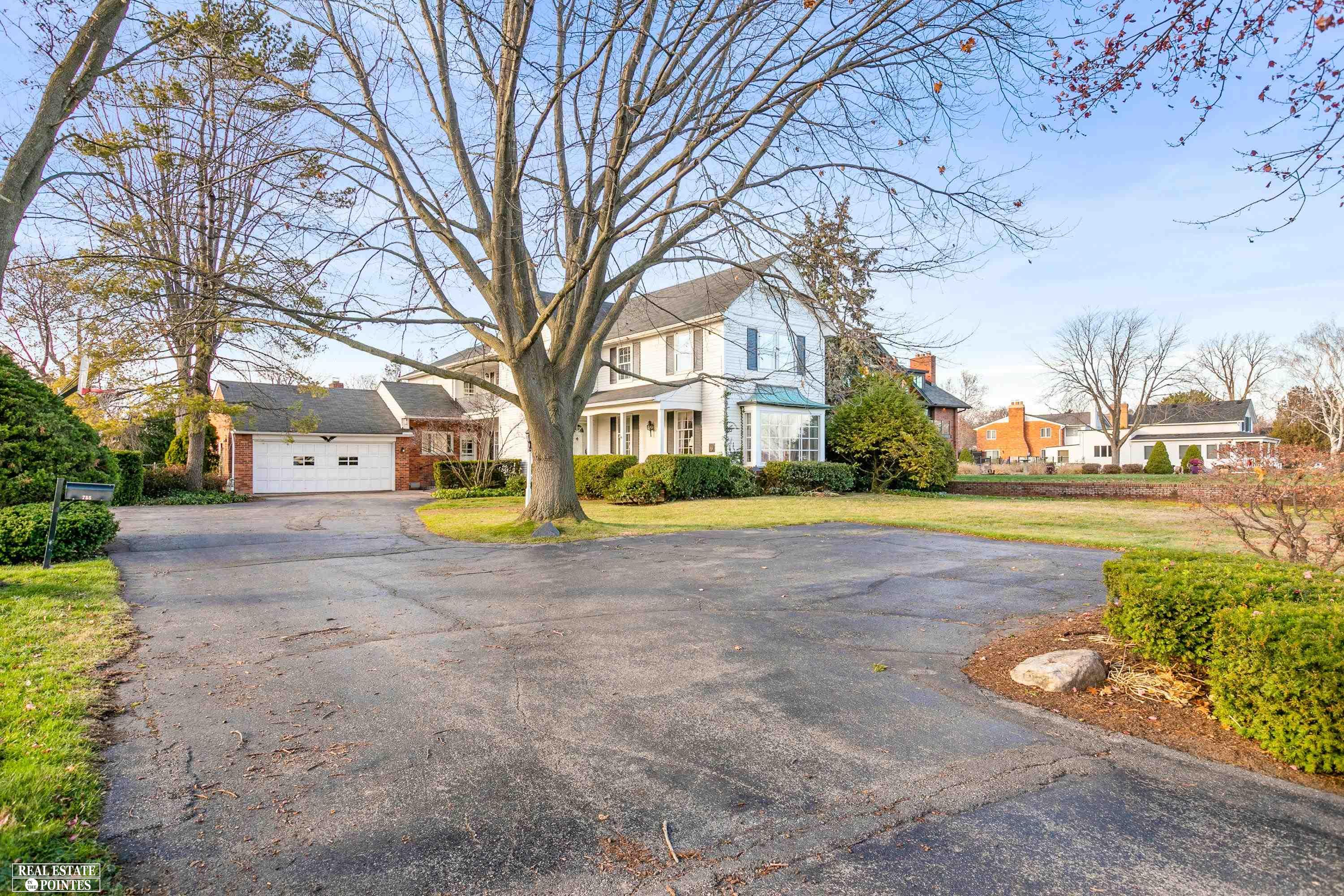 755 Lake Shore Road Grosse Pointe Shores, MI 48236 - Photo 3 of 66