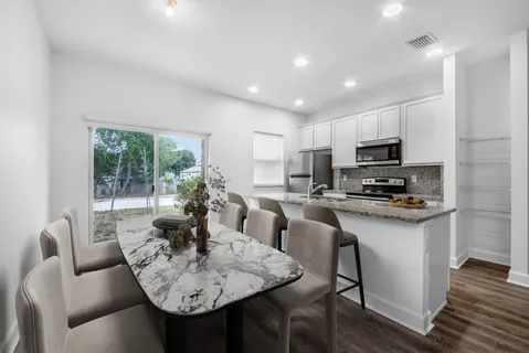 $359,900 | 607 North F Street, Lake Worth, FL 33460