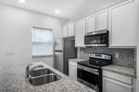 $359,900 | 607 North F Street, Lake Worth, FL 33460