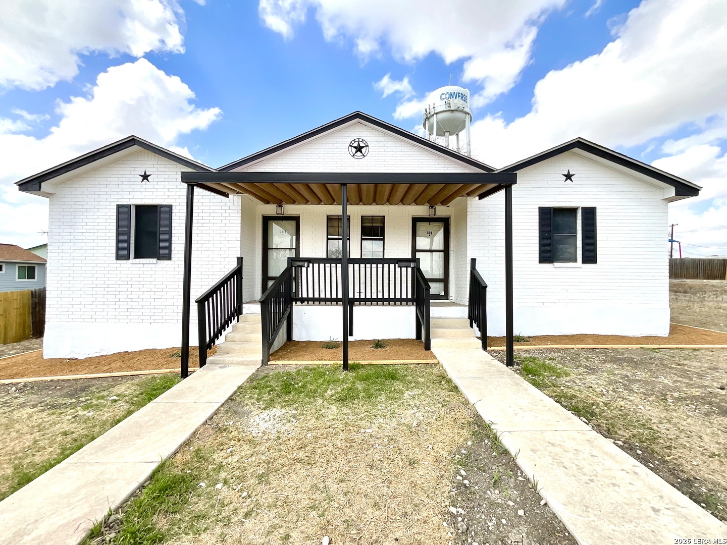 509 Meadow Forge, Unit B Converse, TX 78109 - Photo 3 of 15