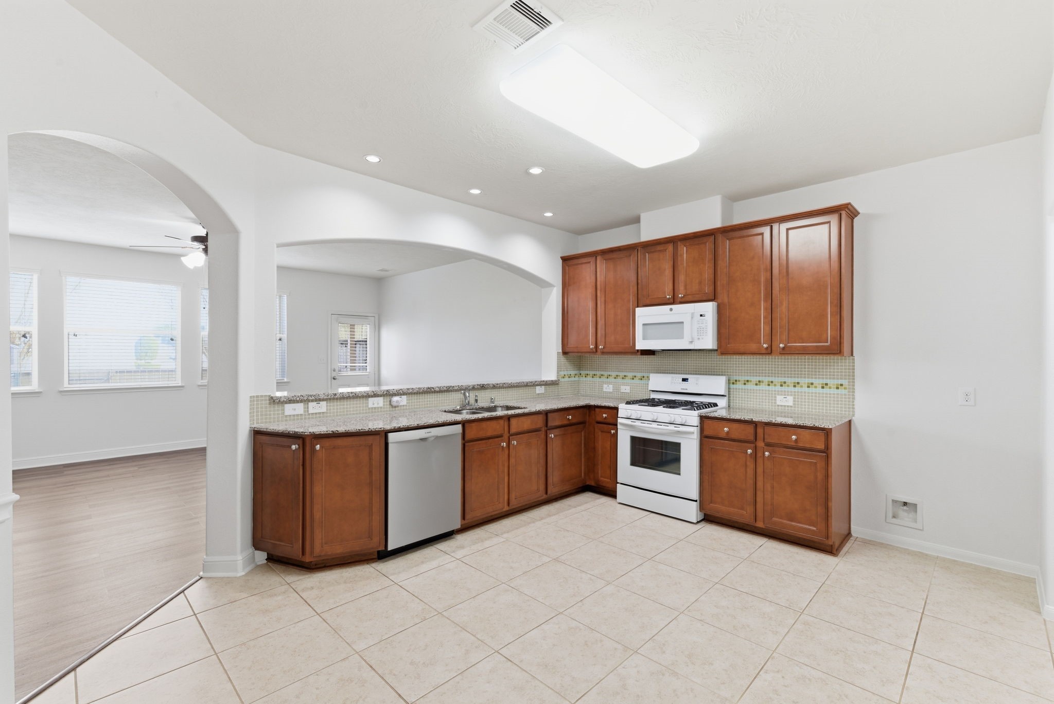 10510 Day Trail Lane Spring, TX 77379 - Photo 10 of 36