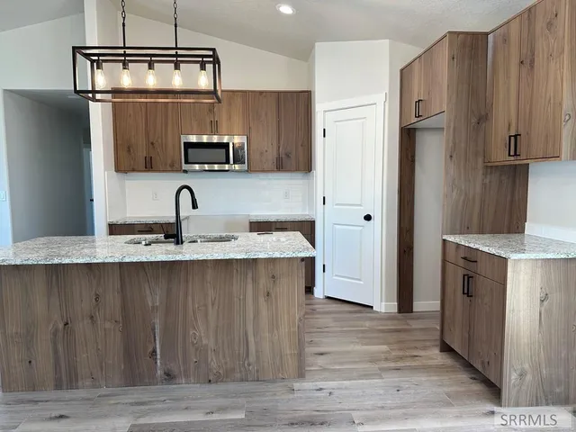 $425,000 | 1852 Brock Drive, Pocatello, ID 83201