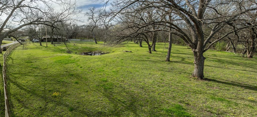 785 Trail Road Denison, TX 75021 - Photo 32 of 36