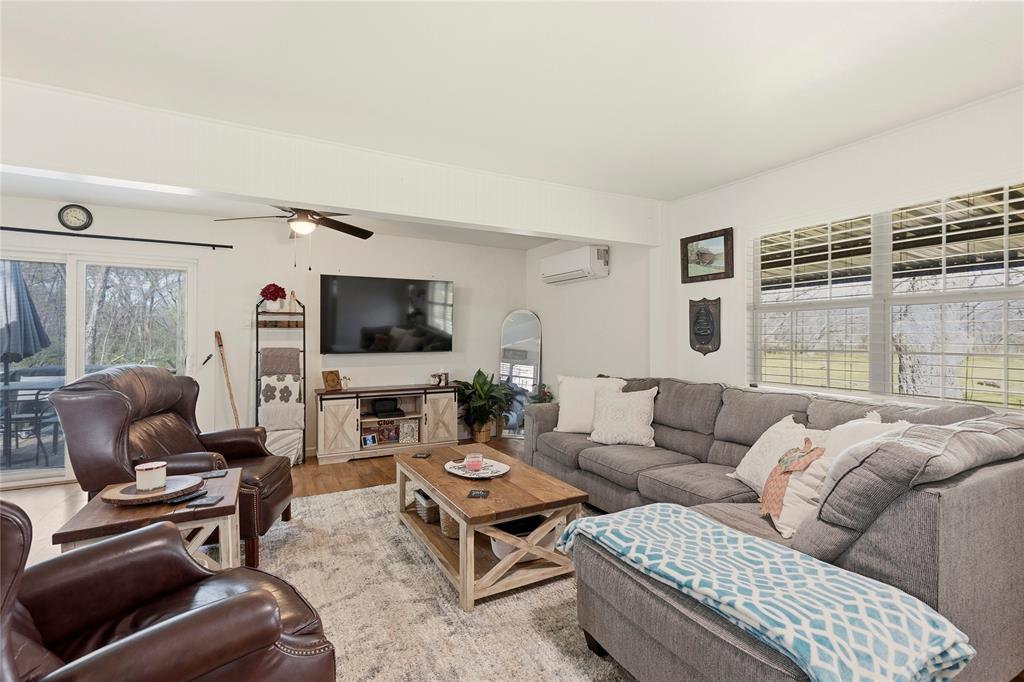 785 Trail Road Denison, TX 75021 - Photo 5 of 36