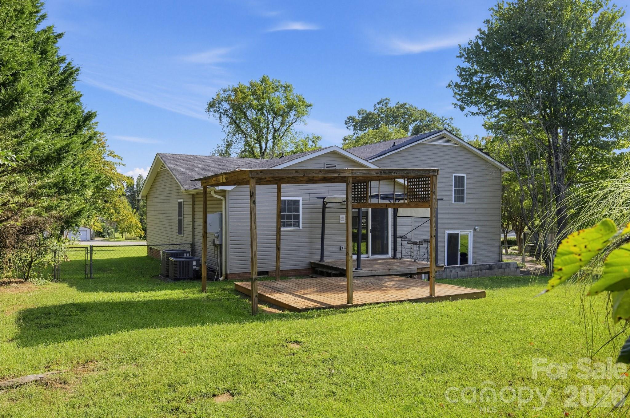 1206 3 Bridges Road Easley, SC 29642 - Photo 32 of 34 Gallery Image 32