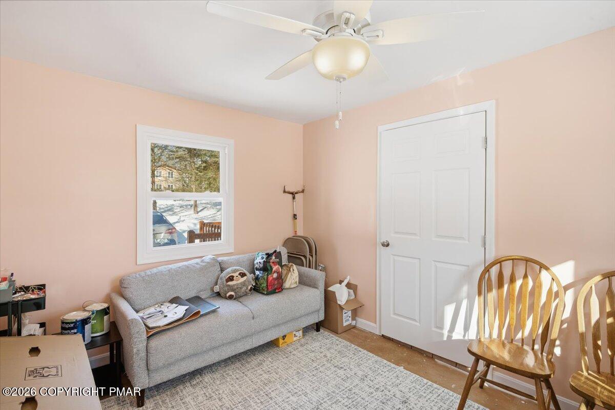 186 Pocono Boulevard Bushkill, PA 18324 - Photo 12 of 25 28-Photo-26