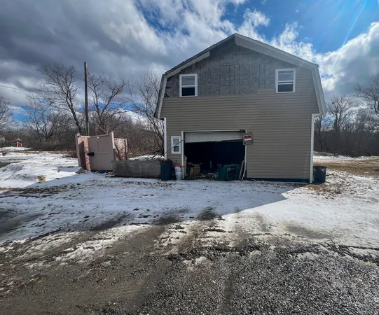 $7,500 | 131 Military Street, Houlton, ME 04730