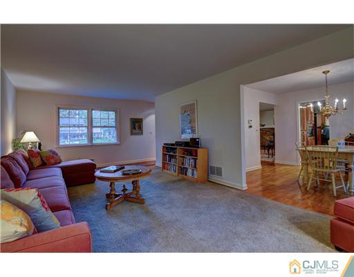 15 Taylor Road Monmouth Junction, NJ 08852 - Photo 7 of 24 Gallery Image 7