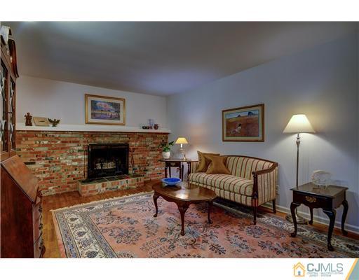 15 Taylor Road Monmouth Junction, NJ 08852 - Photo 10 of 24 Gallery Image 10