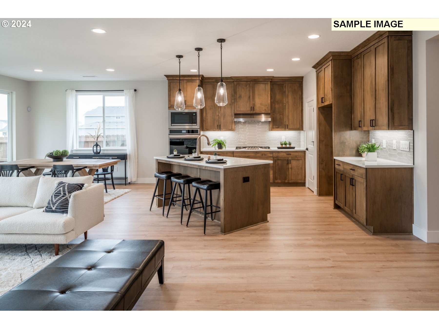 2060 South River Road Kelso, WA 98626 - Photo 8 of 22