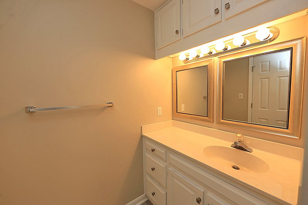 5809 Nottoway Court, Unit E Raleigh, NC 27609 - Photo 11 of 18 Photo 11