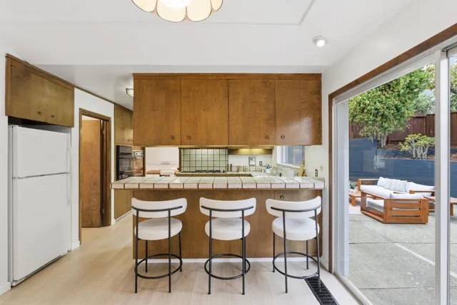 $2,868,000 | 60 Loree Lane, Millbrae, CA 94030