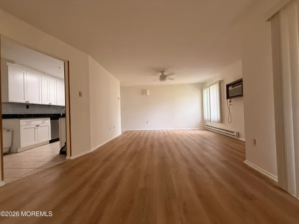 $2,150 | 79 Overlook Way, Unit D, Manalapan, NJ 07726