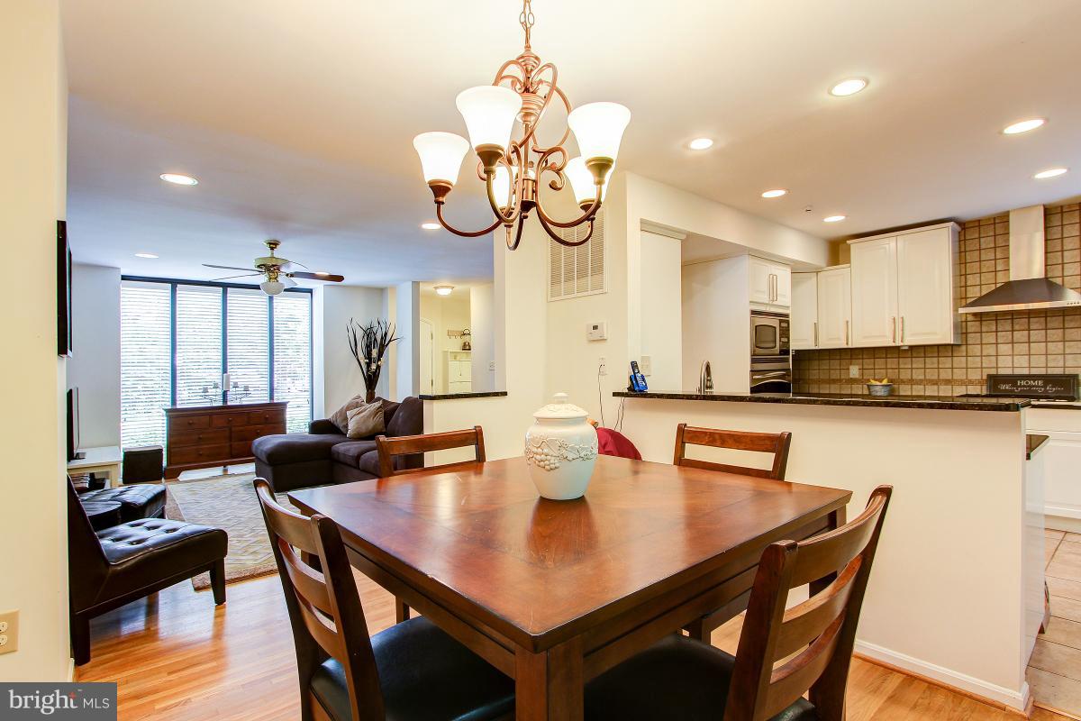 10827 Deborah Drive Potomac, MD 20854 - Photo 12 of 30 Dining Room