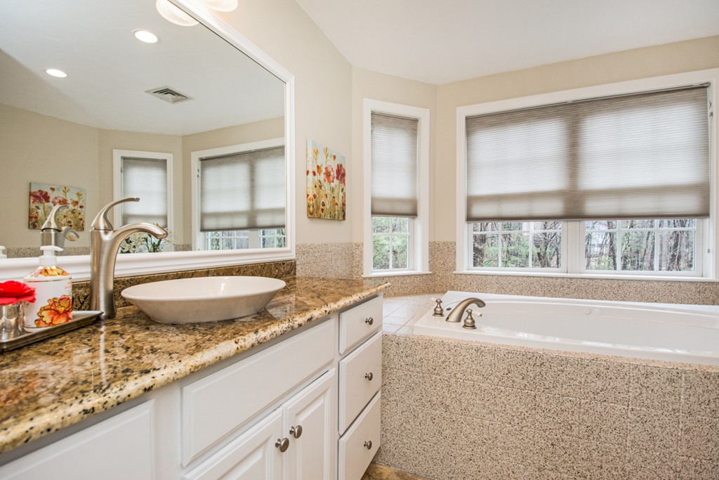 96 Annie Moore Road Bolton, MA 01740 - Photo 18 of 26 Gallery Image 18