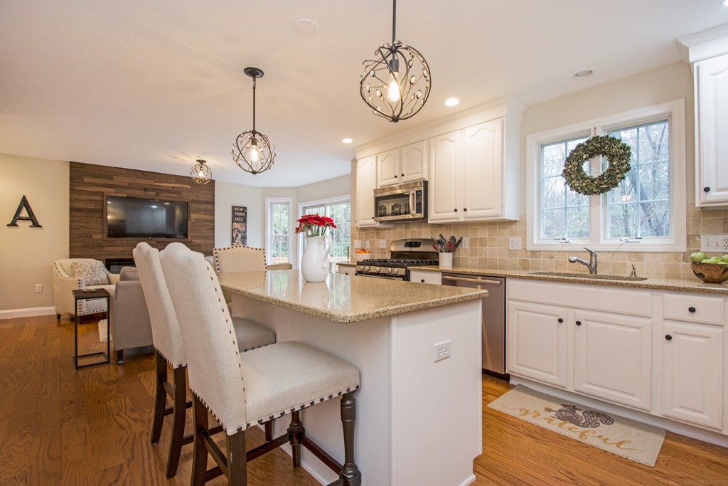 96 Annie Moore Road Bolton, MA 01740 - Photo 8 of 26 Gallery Image 8