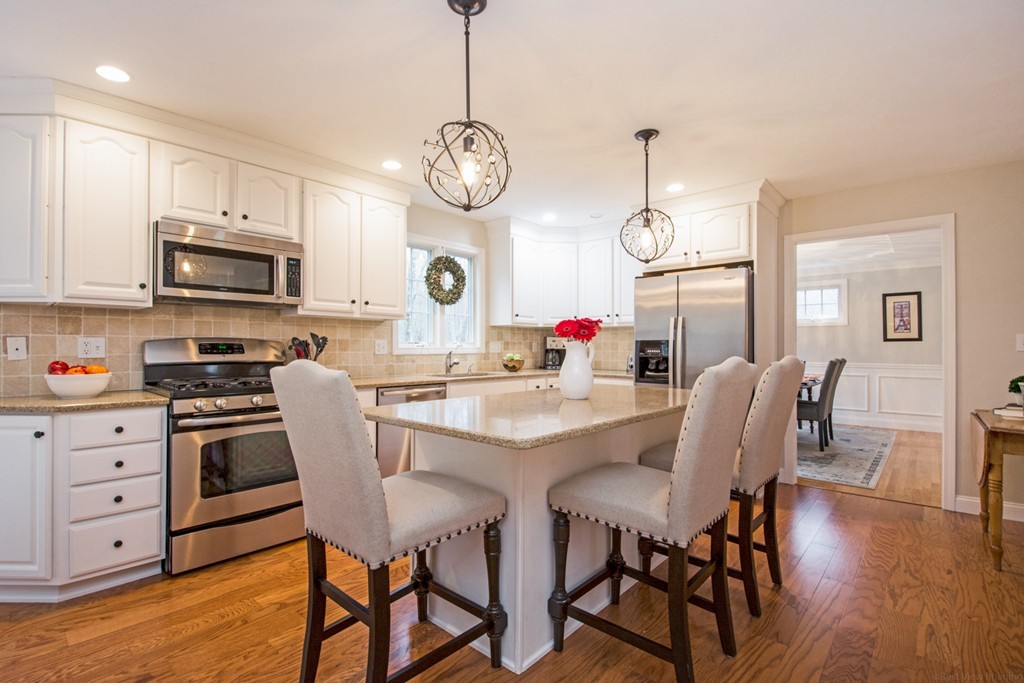 96 Annie Moore Road Bolton, MA 01740 - Photo 9 of 26 Gallery Image 9
