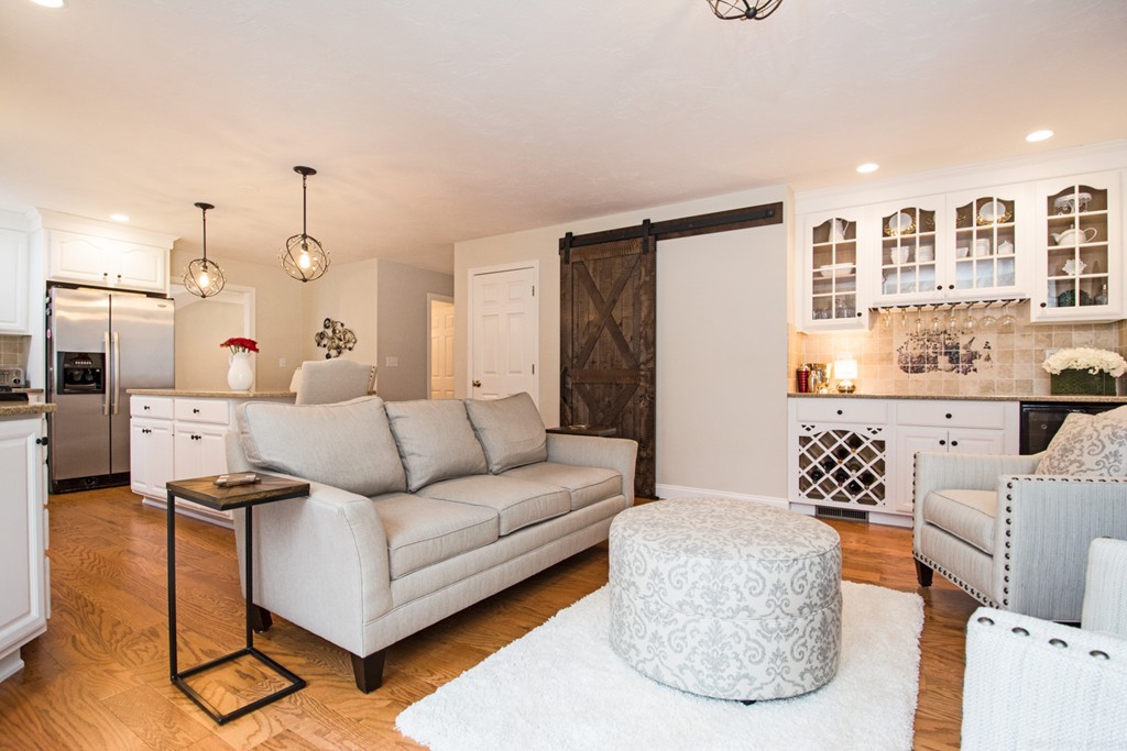 96 Annie Moore Road Bolton, MA 01740 - Photo 10 of 26 Gallery Image 10