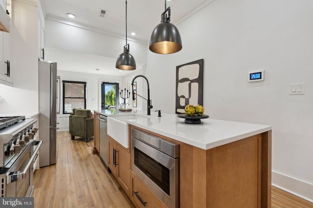 $990,000 | 1828 North Capitol Street Northwest, Washington, DC 20002