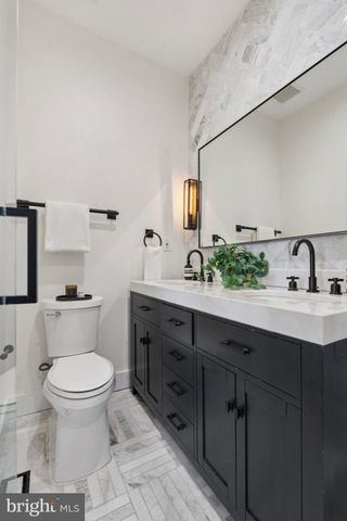 $990,000 | 1828 North Capitol Street Northwest, Washington, DC 20002